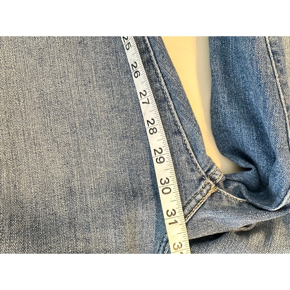 Levi's Signature Womens Mid Rise Straight Leg Jeans‎ Blue Medium Wash 14 - Picture 11 of 11